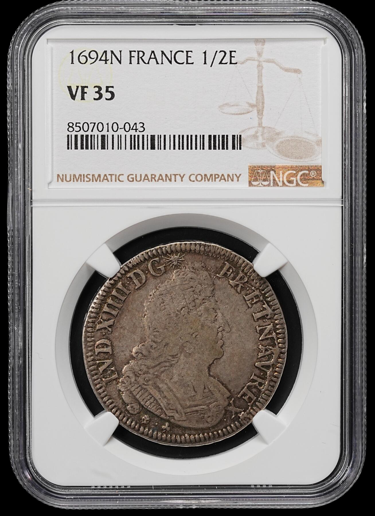 修遠堂世界钱币第七十九期 NGC VF35 1694年法国1/2埃居银币 N厂铭 五彩