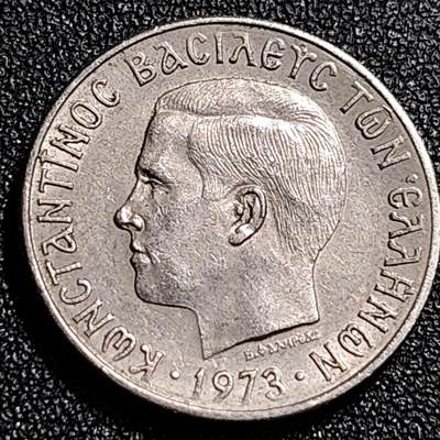 泉币菌-第68场-精品欢乐场-第1场 / 福利放送，感谢大家一直以来的支持。68-72场中，凡拍中15单及以上者，非偏远地区购买者，其所购所有商品满30包邮。       （特别说明：偏远地区包邮条件除满足购满15单及以上外，内蒙古、青海、西藏、宁夏需要满48包邮，新疆、西藏需要满68包邮。） 1967年希腊 2德拉克马 军政府版 鹰中人 康斯坦丁二世 24MM 