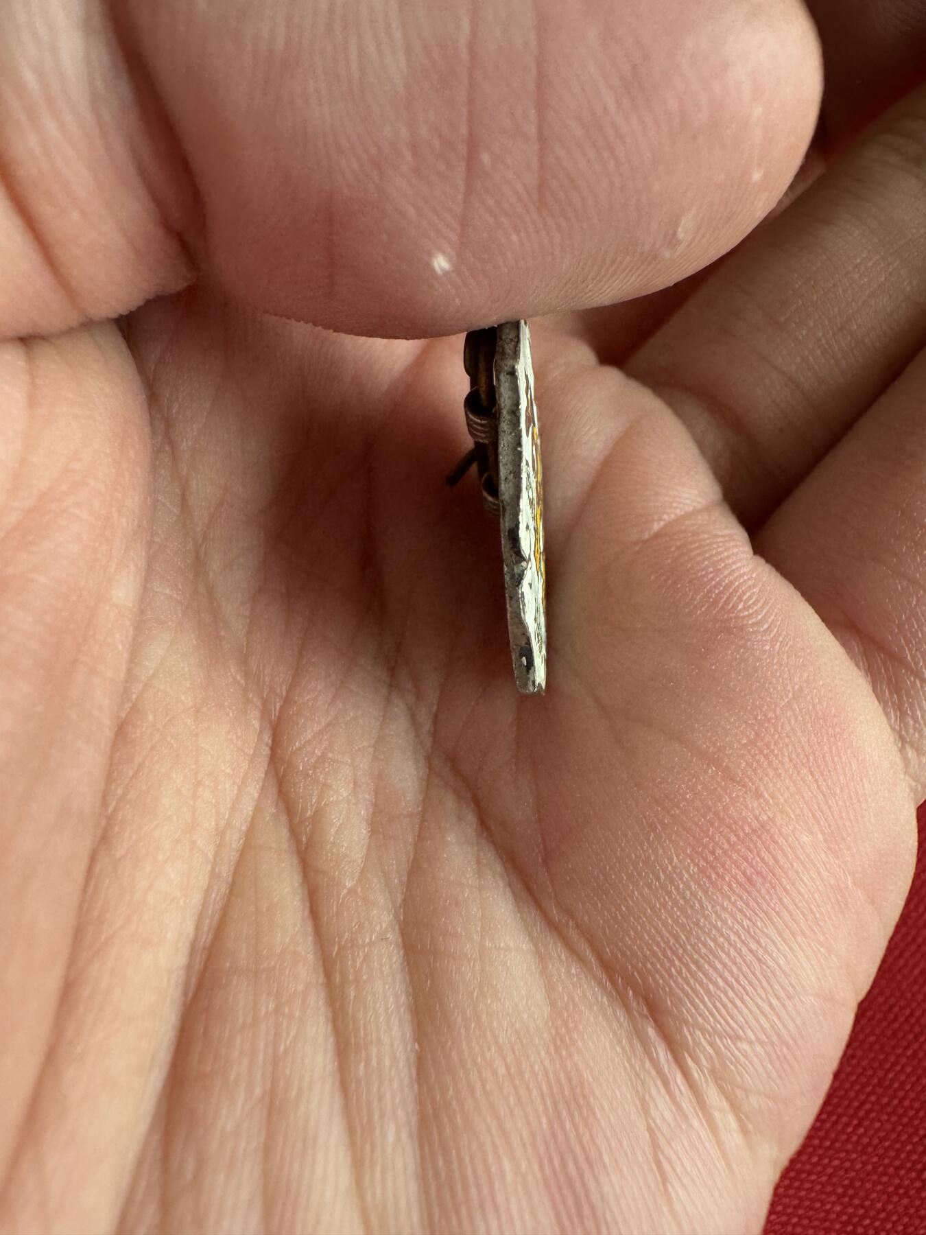 五哥徽章群   3号周日晚上八点4群联拍