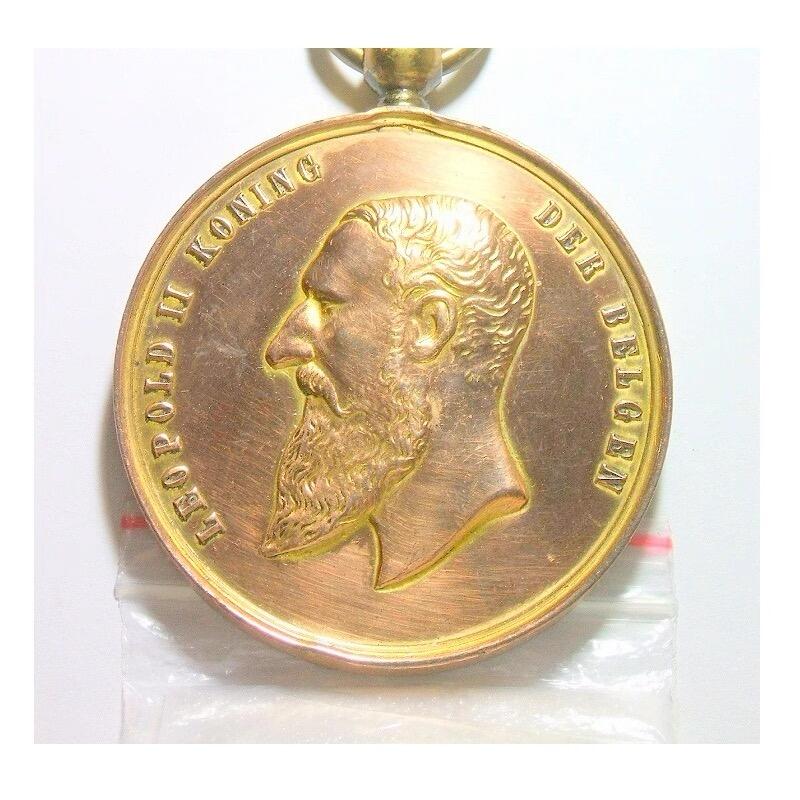 比利时1894年 利奥波德二世高浮雕精制大镀金章 50MM
