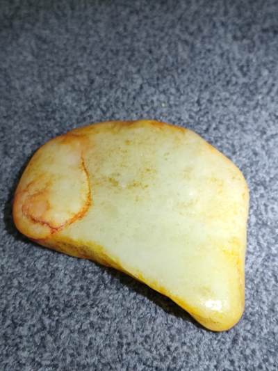 猩哥外币小铺➨【第175场】 - 和田玉原石57克