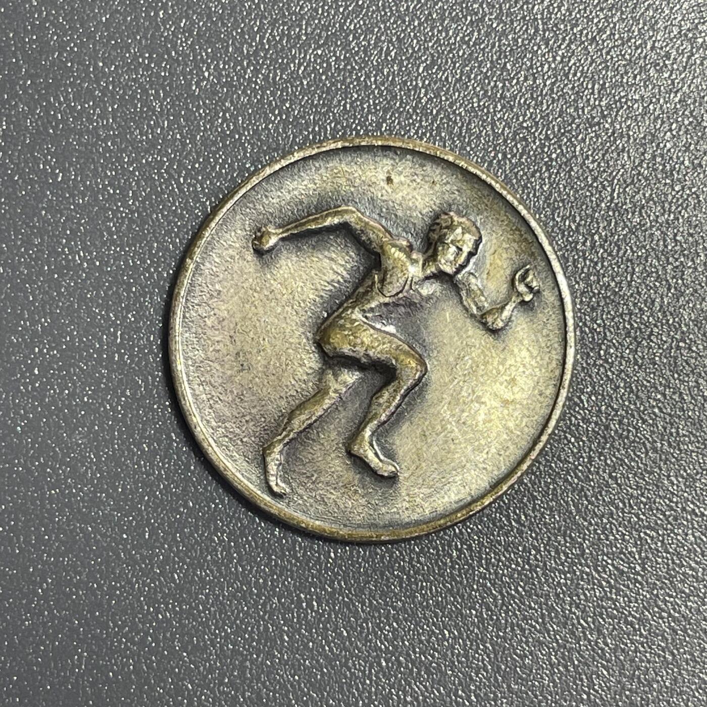 回流0801 1964年东京奥运会纪念章