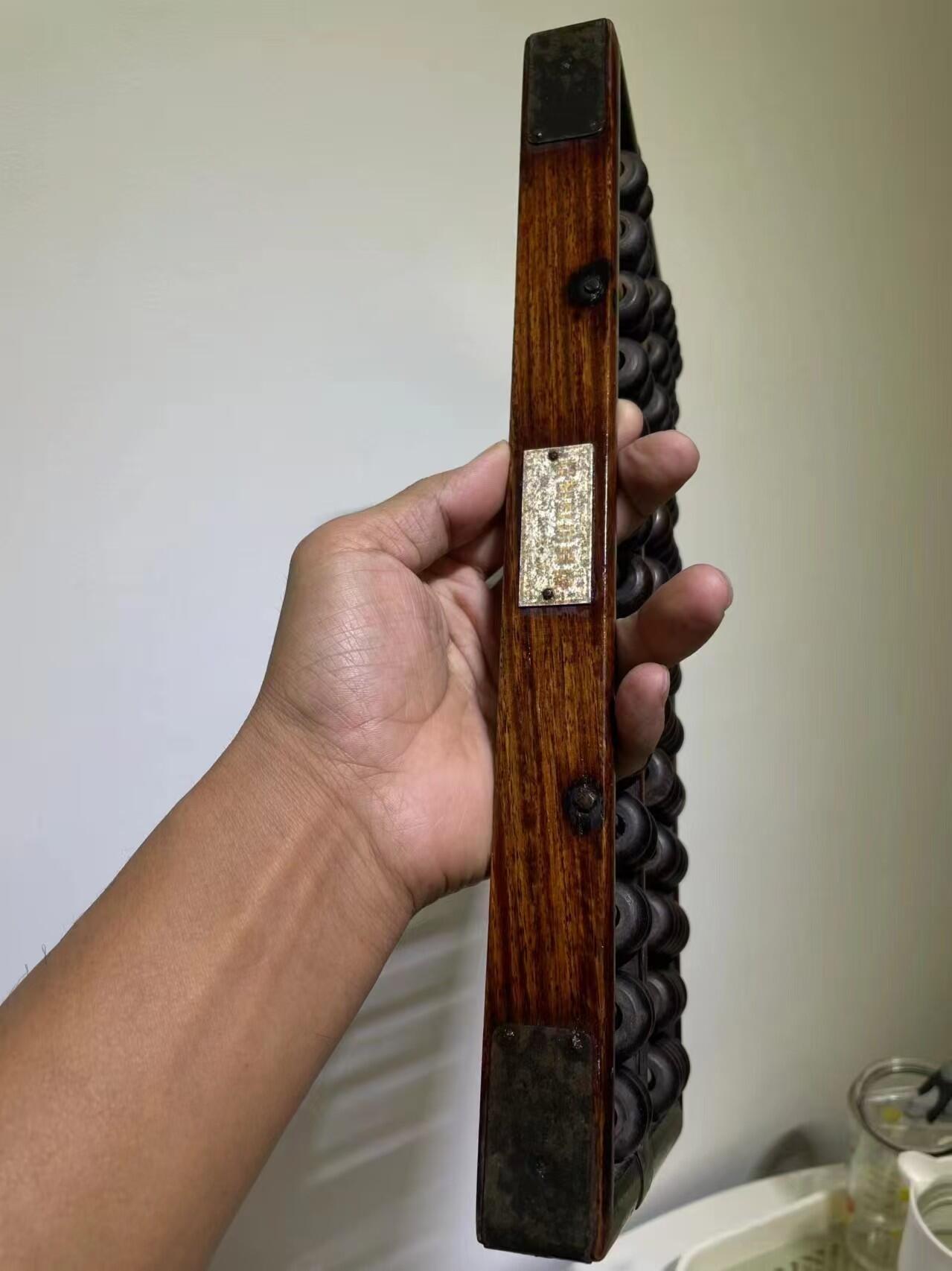 海南黄花梨13档算盘，铜包角铝标签，原装全品保真。