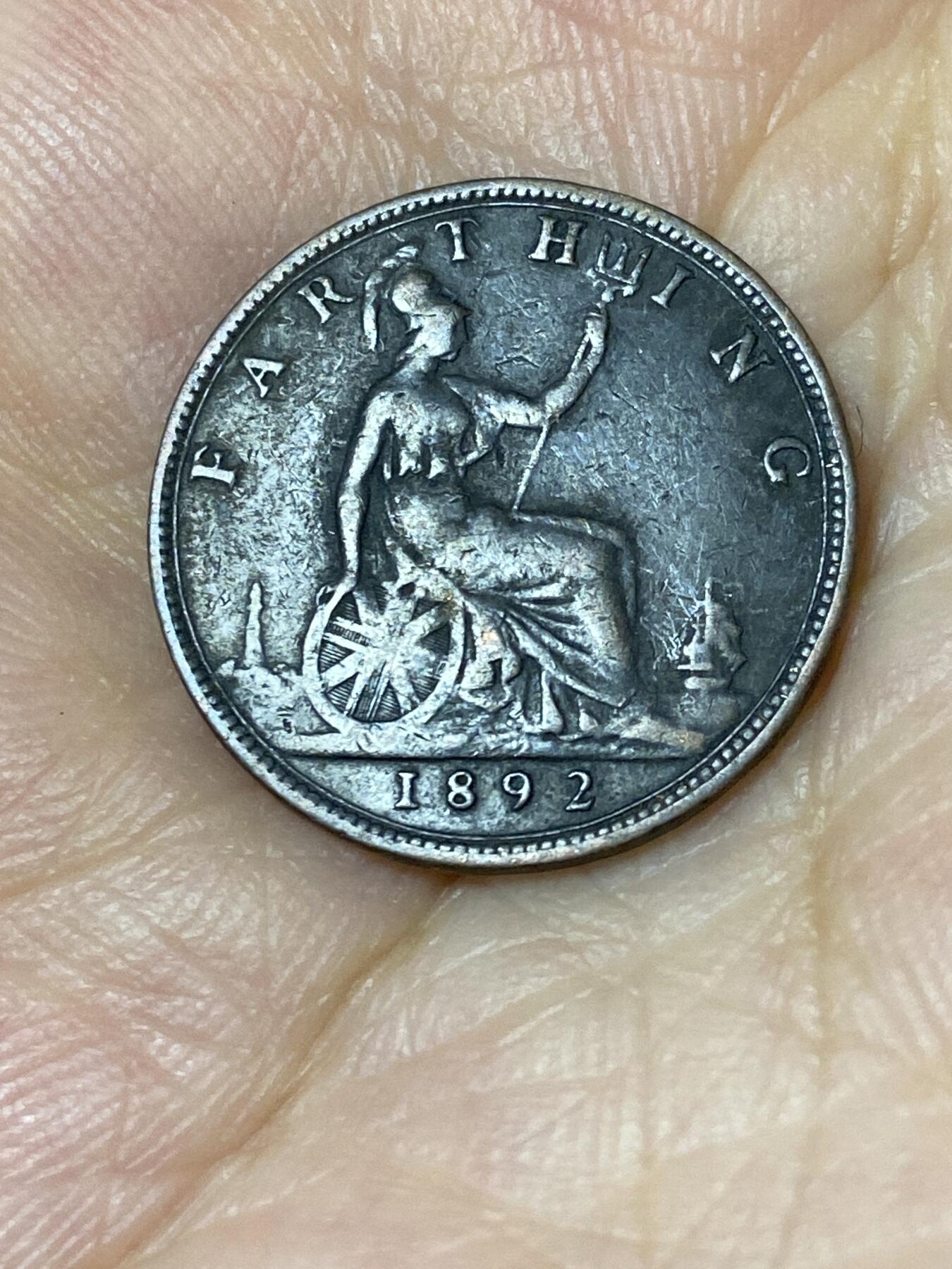 2025年第七十五场(总第一百零一场）外国好品散币(免佣金) 英国🇬🇧1892年1法新(维多利亚女王中年第三版)