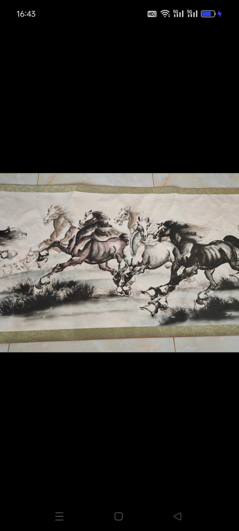 下乡收得国家一级美术师【谭乐丹】作品八骏图《马到成功》，画工精美 豪气，尺寸大，适合收藏，悬挂客厅 会所 ……寓意甚好，自然老旧，包老！