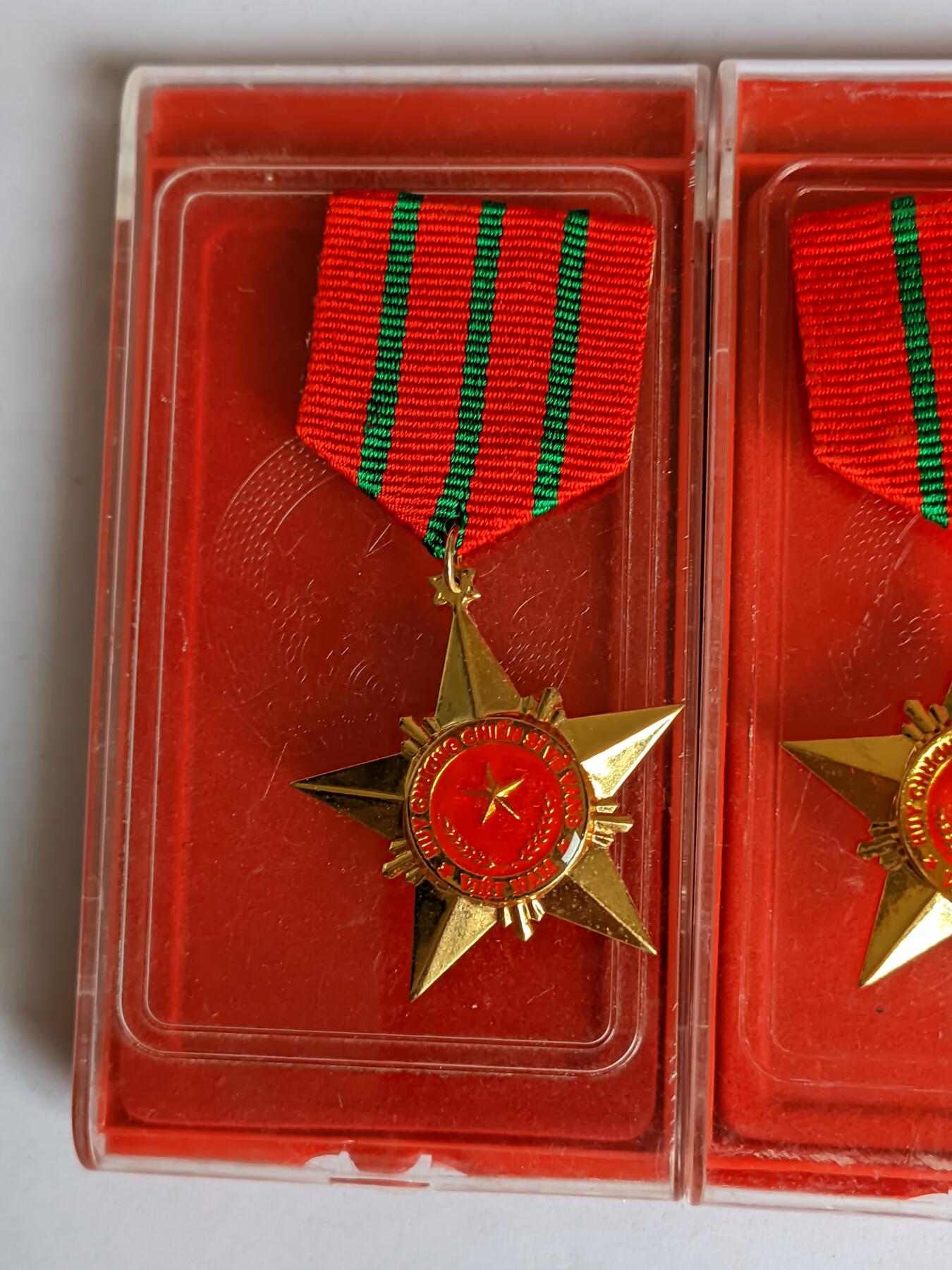RimeNova韵星2025军品类夏季拍卖会-- RimeNova 2025 Summer Militaria Sale 越南社会主义共和国光荣战士奖章一二三级一套带原盒