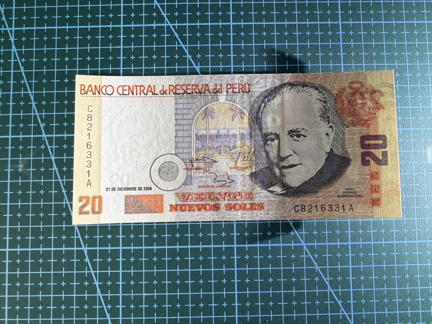【炜奕收藏】，第四十期 2006年秘鲁20索尔，UNC品相