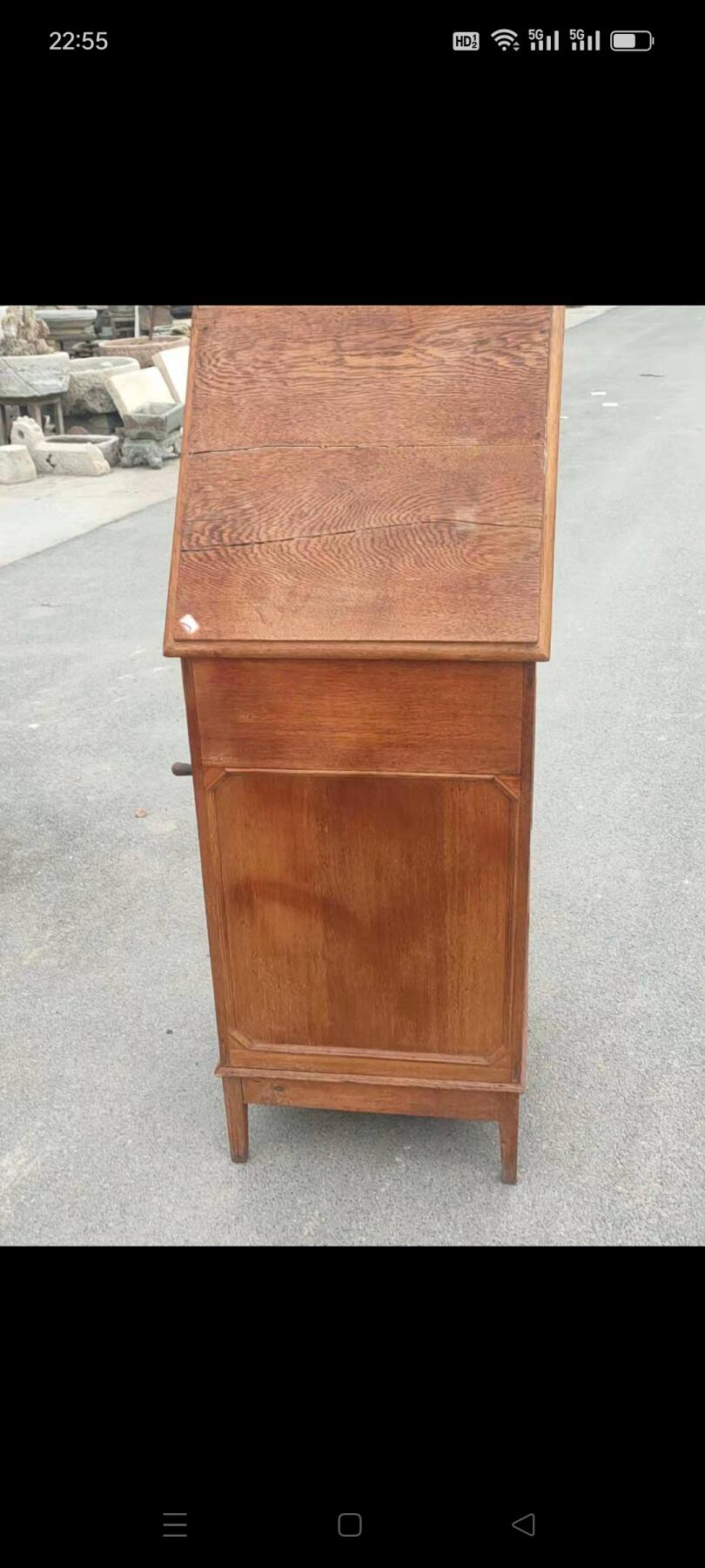 民国时期美国胜利牌柜式手摇留声机，保存完好，品相如图，正常使用，包老保真。