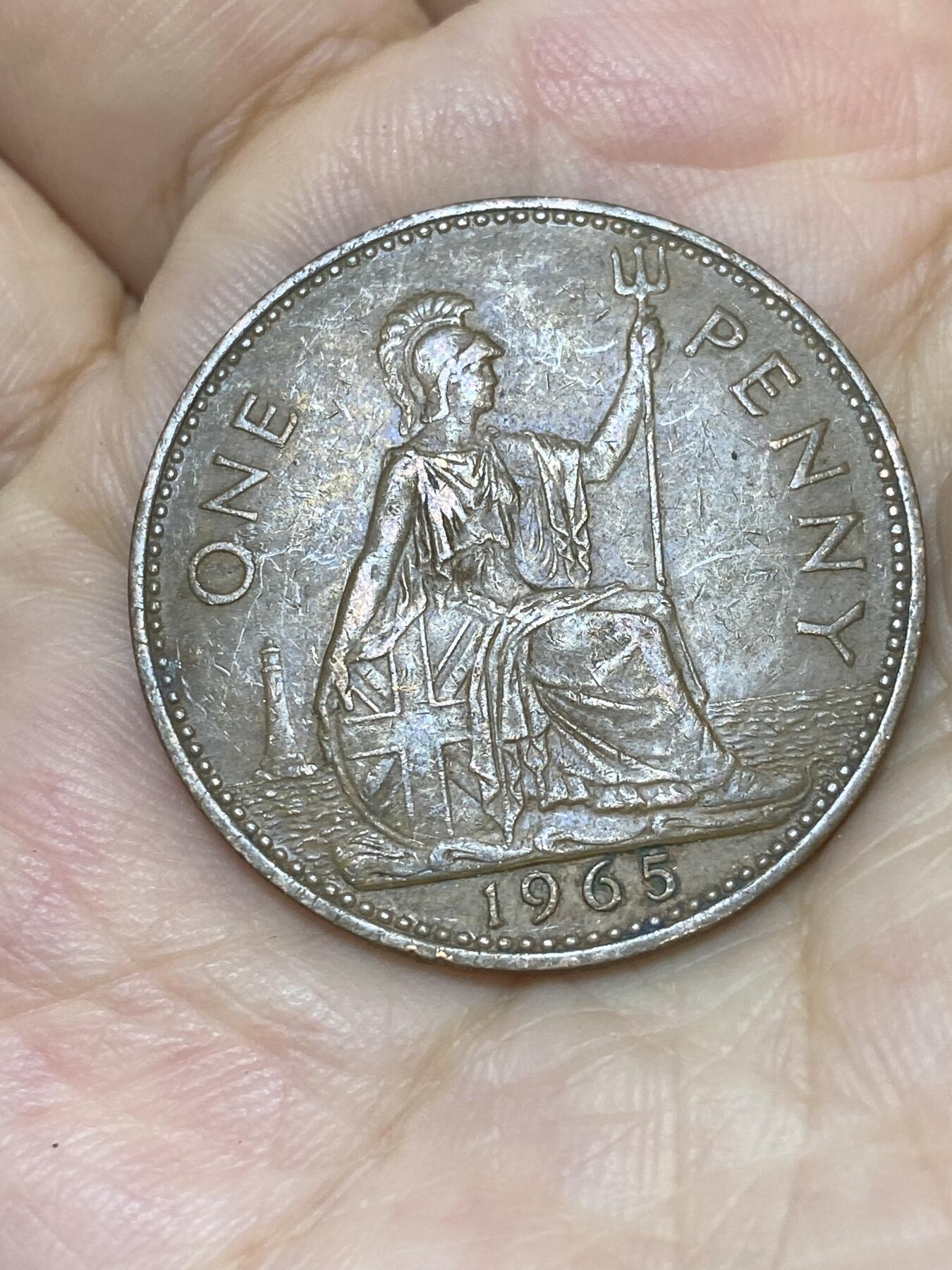 2025年第七十五场(总第一百零一场）外国好品散币(免佣金) 英国🇬🇧1965年1便士(伊丽莎白二世青年桂冠第二版)