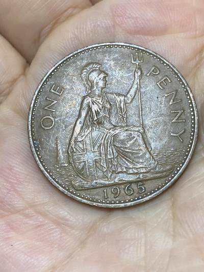 2025年第七十五场(总第一百零一场）外国好品散币(免佣金) - 英国🇬🇧1965年1便士(伊丽莎白二世青年桂冠第二版)