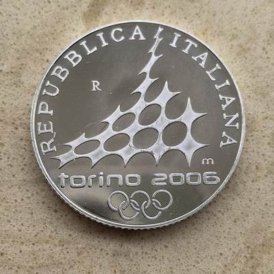道一币馆币章第一百四十一场 - 意大利2005年06年都灵冬奥会5欧元精制银币-花样滑冰 18g 925S 40000