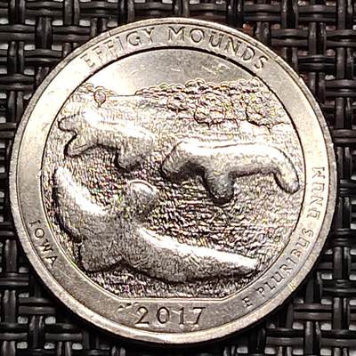 布加迪🐬～世界钱币(上海)🌾第 231 期 /  各国套币和散币 - 美国🇺🇸 2017年 25分 国家公园纪念币～爱荷华肖像古墓纪念碑