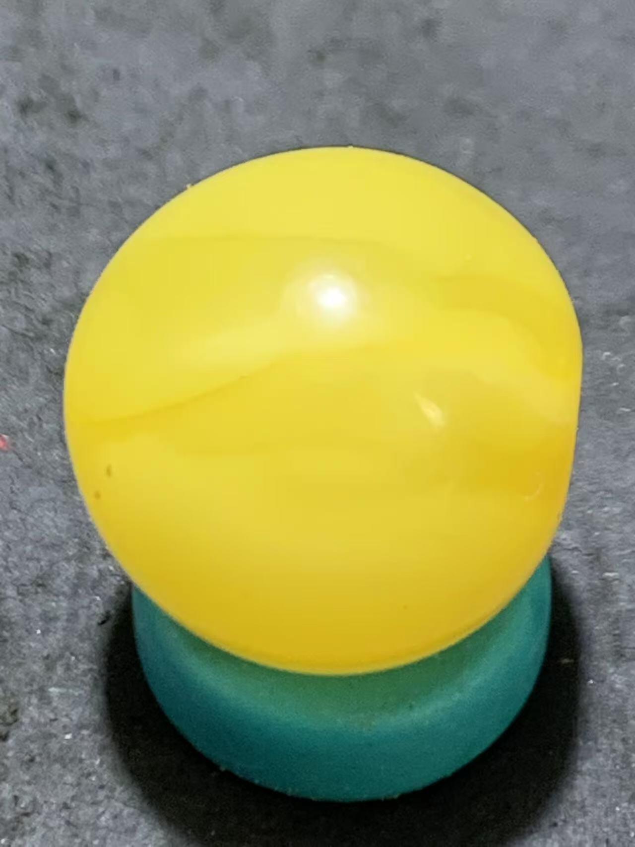 天然乌克兰原矿蜜蜡通货随形圆珠一颗