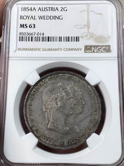 万国钱币拍卖第050期（万国五十期纪念大拍） - NGC MS63 1854年奥地利佛朗茨一世与伊丽莎白皇后结婚纪念2古尔登大银币 茜茜公主名誉结婚系列 比1879版少见很多 顶级欧陆倒影五彩包浆