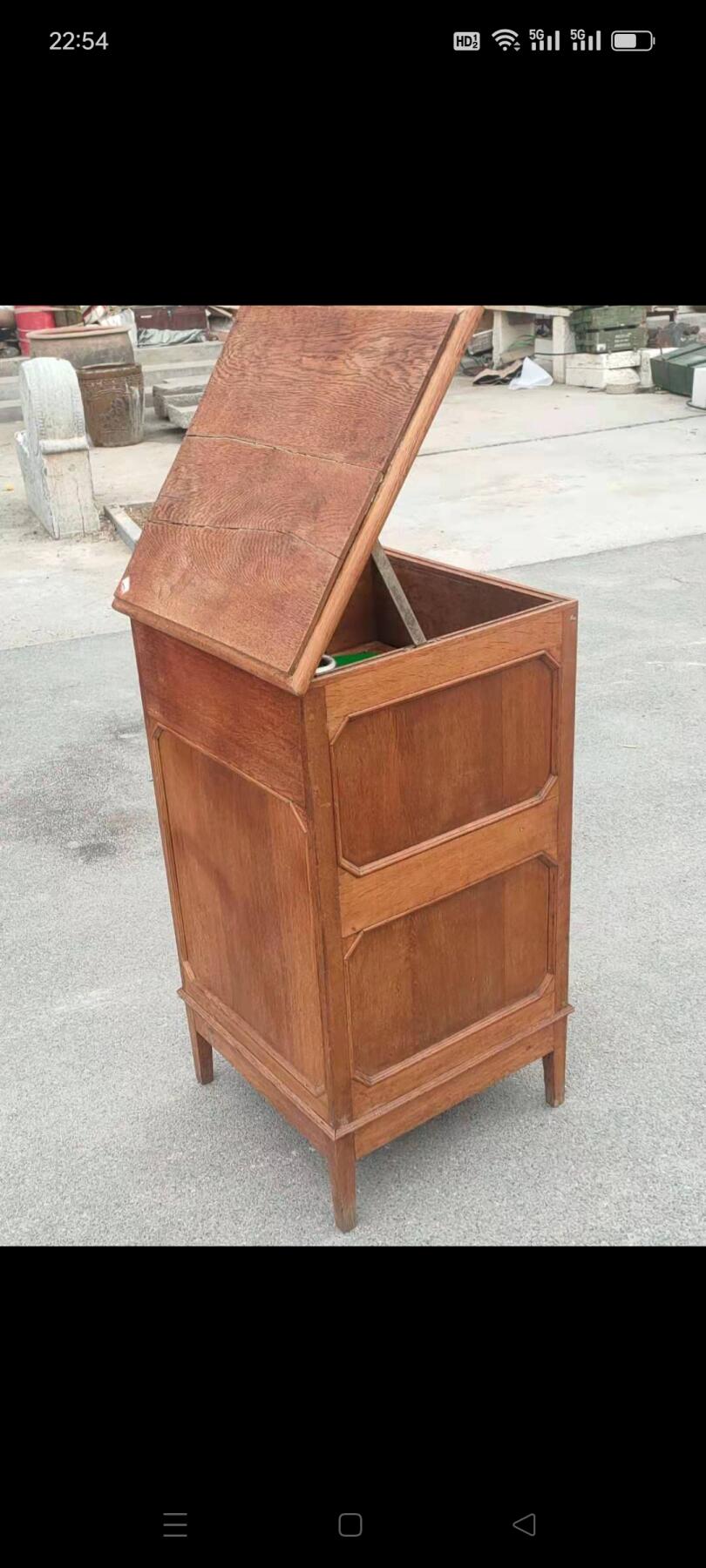 民国时期美国胜利牌柜式手摇留声机，保存完好，品相如图，正常使用，包老保真。