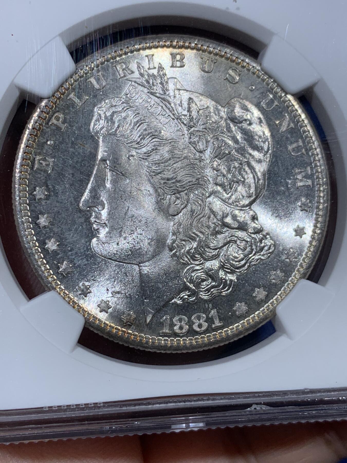 《竞宝斋》第407场 周日，周一，2场连拍 （全场包邮） NGC MS65 美国 1881S 摩根 1美元 银币 转光极美