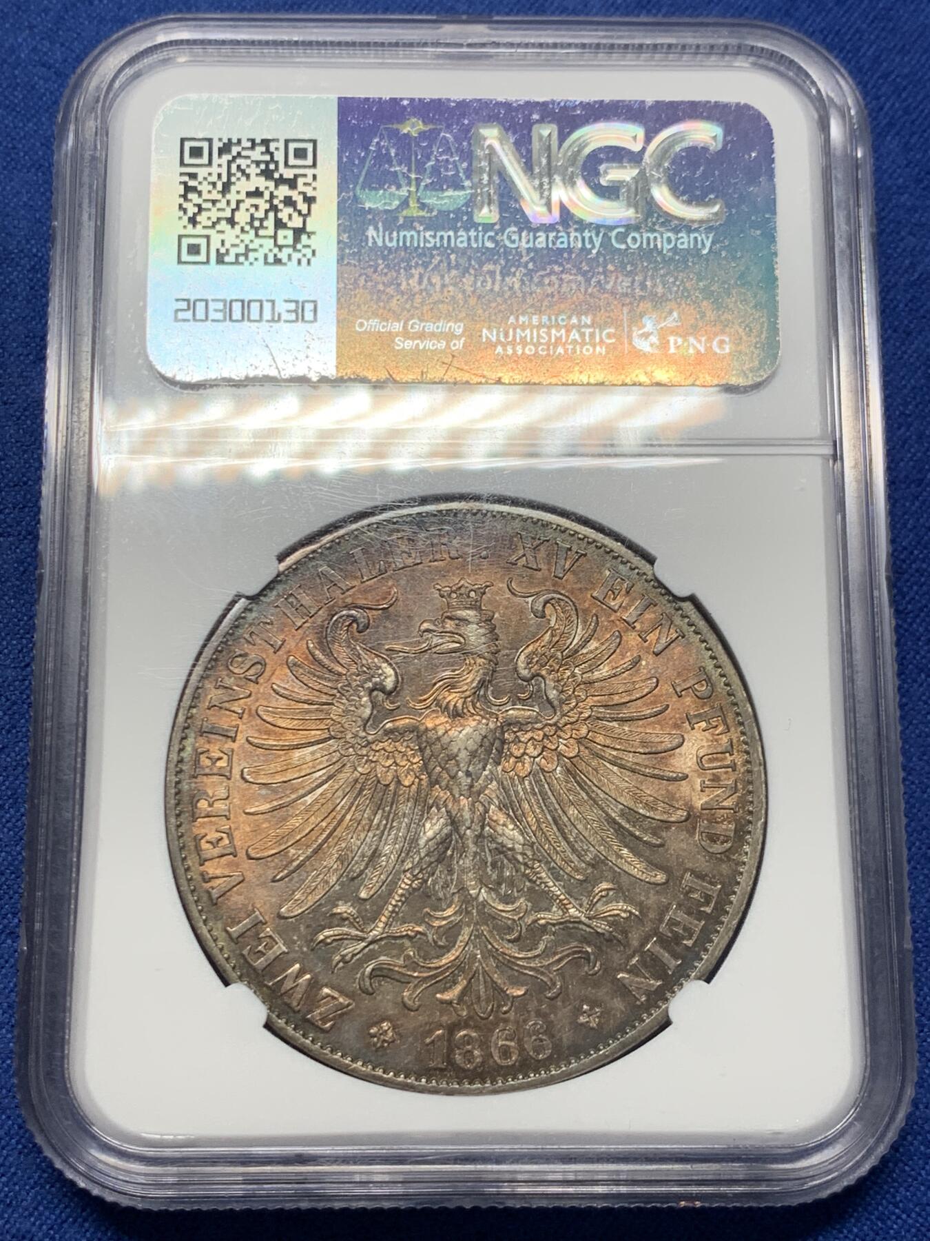《竞宝斋》第407场 周日，周一，2场连拍 （全场包邮） NGC UNC 德国1866年法兰克福少女流通2泰勒 酒红色包浆 盒边有损