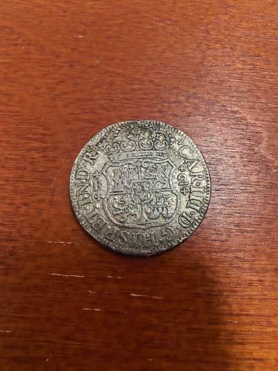 长老汇马年精选第十二场拍卖 - 1767墨西哥卡三2里亚尔地球双柱银币，好品