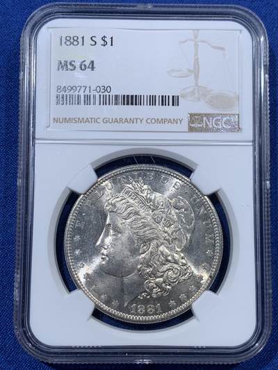 《竞宝斋》第407场 周日，周一，2场连拍 （全场包邮） - NGC MS64 美国1881年摩根1美元银币 强转光