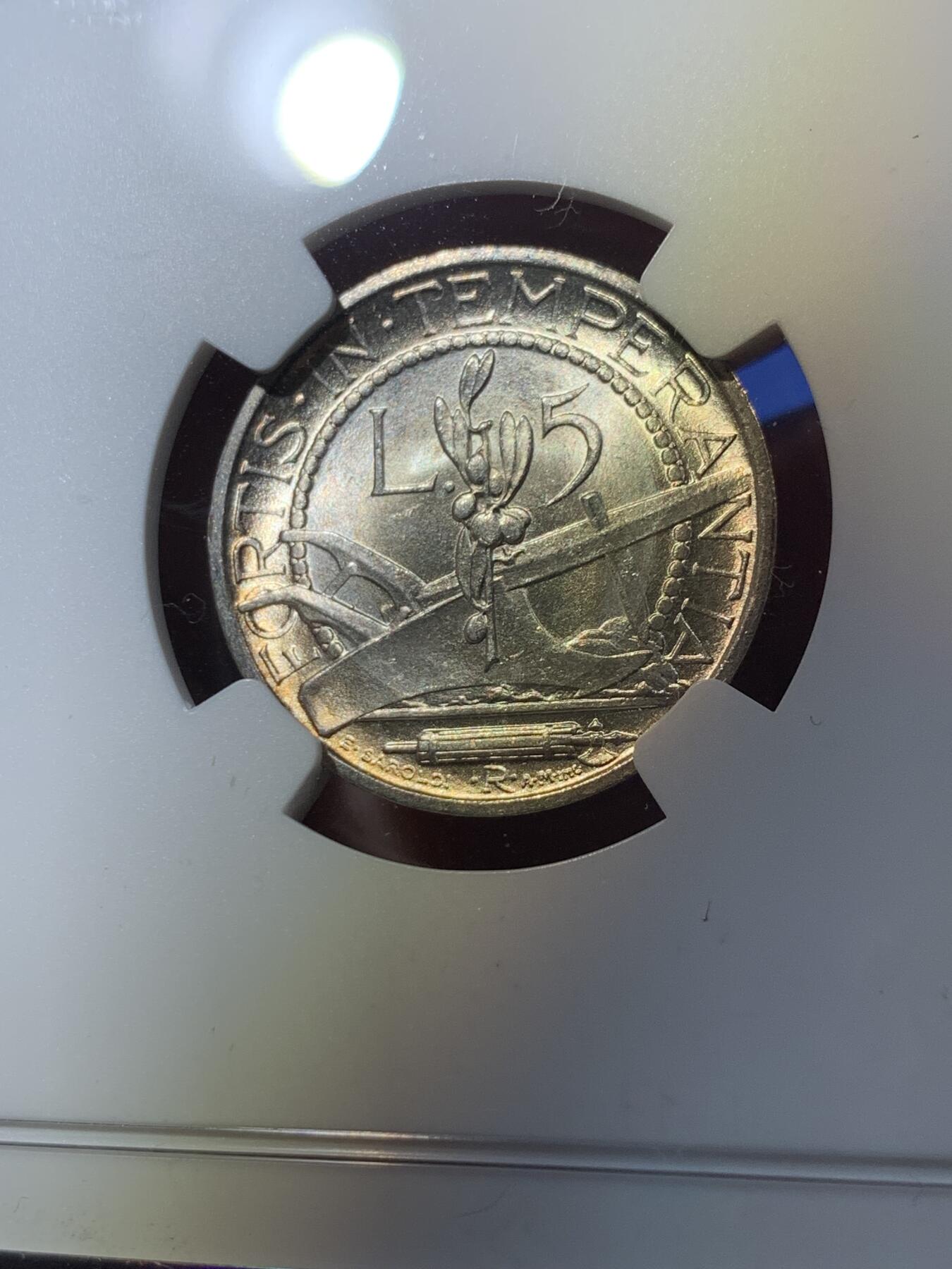 《竞宝斋》第407场 周日，周一，2场连拍 （全场包邮） NGC MS64 圣马力诺1938年女神半身像5里拉银币