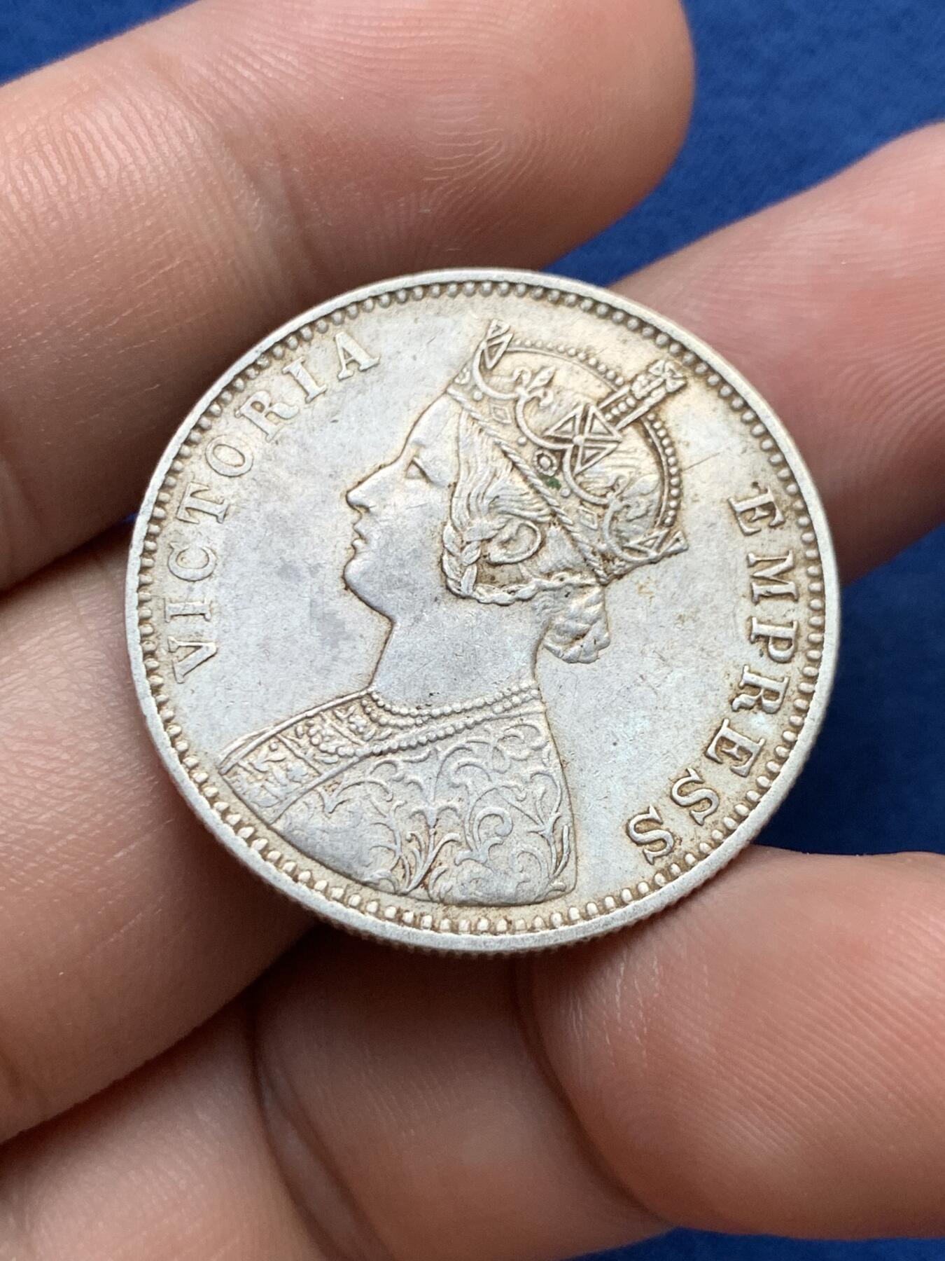 《竞宝斋》第407场 周日，周一，2场连拍 （全场包邮） 英属印度1901年 维多利亚女王1卢比银币