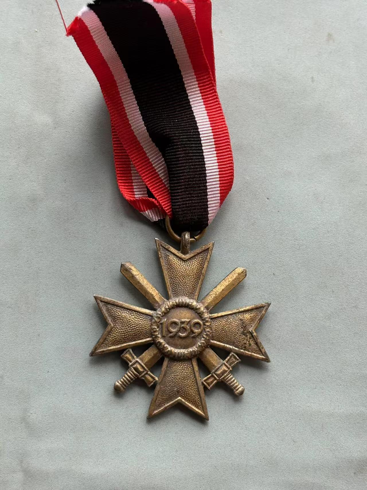盛世勋华——号角文化勋章邮票专场拍卖第283期 德国（1939）二级佩剑战功十字勋章