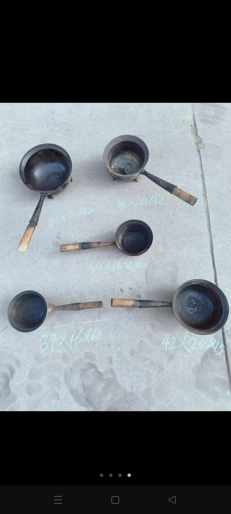 解放前，老中医熬膏药用的铸铁药锅，完整能用，500/单