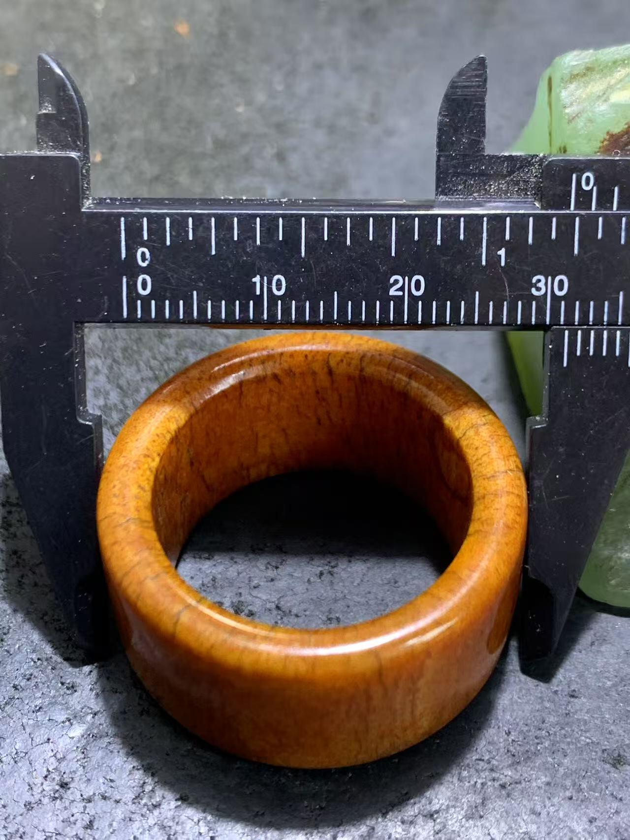 精美骨圈扳指（戒指，圈）一个，，，