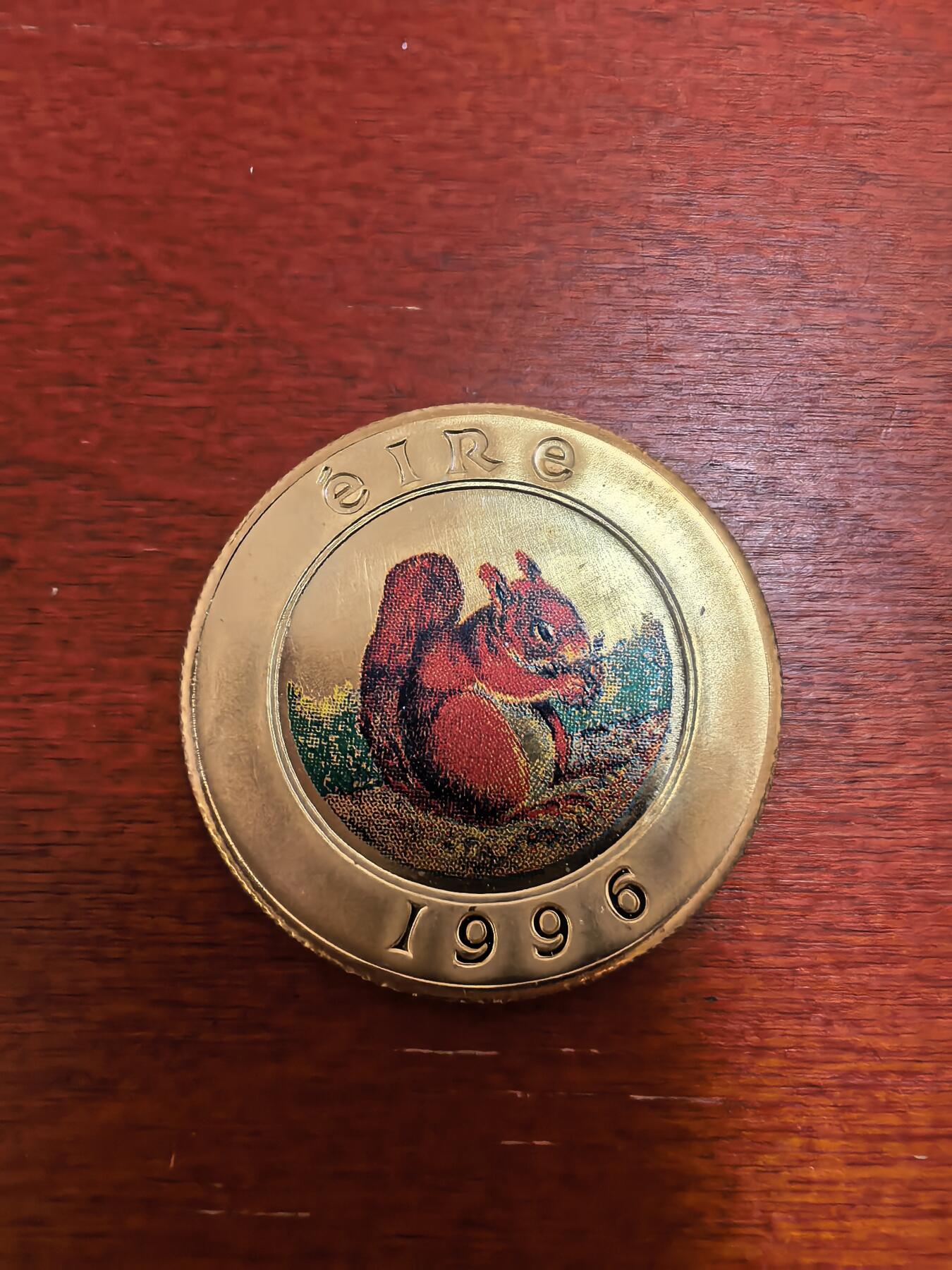 长老汇蛇年精选第三十二场拍卖 1986爱尔兰松鼠25埃居彩色镀金币，珍稀币，非金银币