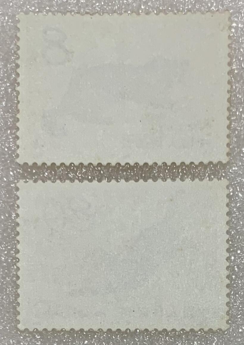 1982年“珍稀动物-紫貂”邮票1套2枚。