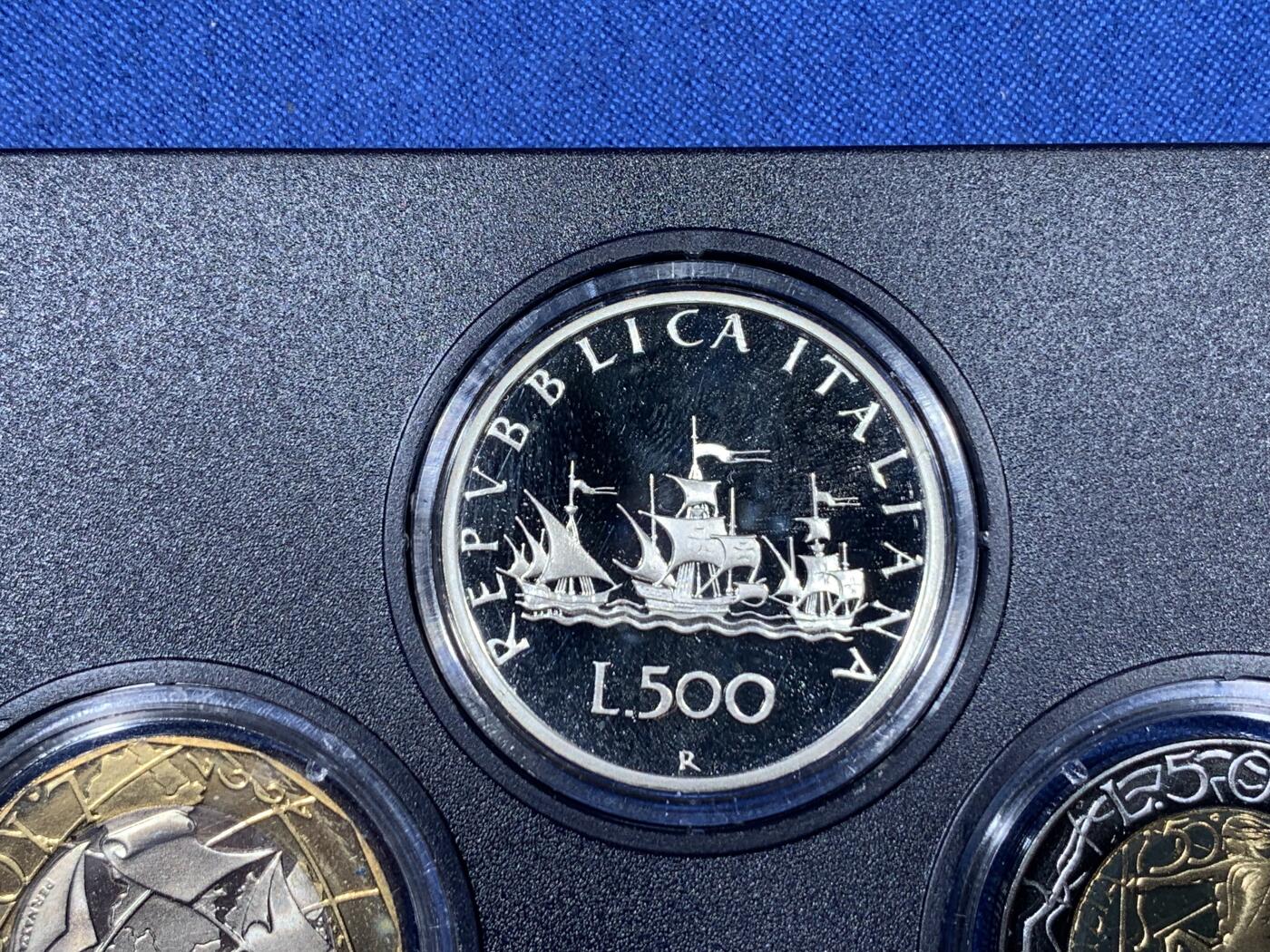 《竞宝斋》第408场 周日，周一，2场连拍 （全场包邮） 1997年里拉精制套币 含2枚银币