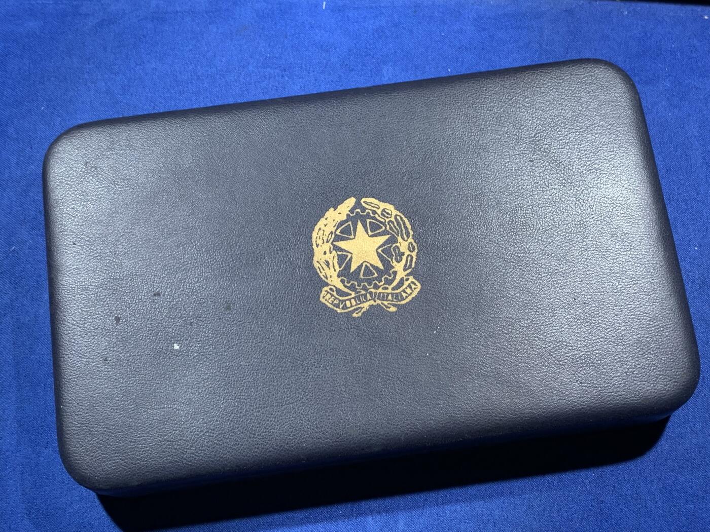 《竞宝斋》第408场 周日，周一，2场连拍 （全场包邮） 1997年里拉精制套币 含2枚银币