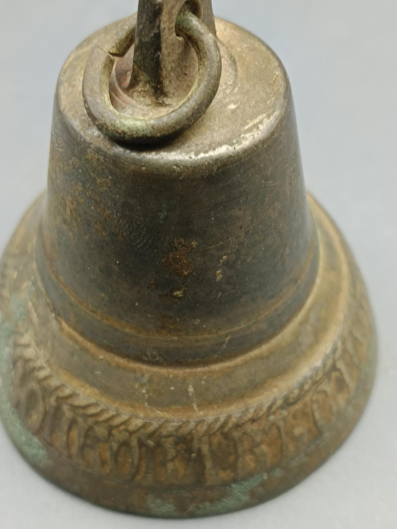 62期回流戒指饰品杂件纪念章丝路钱币专场 铜器杂件铃铛