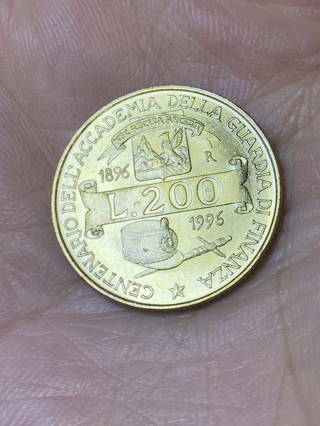 2025年第七十六场(总第一百零二场）外国好品散币(免佣金) 好品–意大利🇮🇹1996单年份200里拉(菲南扎金融卫队学院成立100周年纪念币)