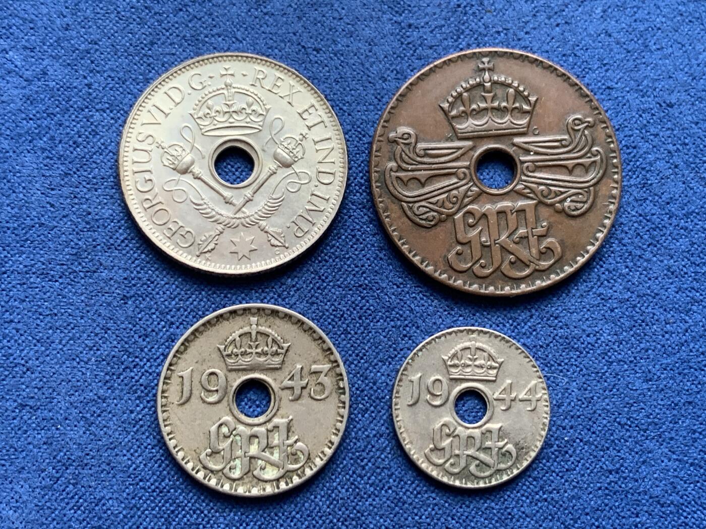 《竞宝斋》第408场 周日，周一，2场连拍 （全场包邮） 4枚一组 英属新几内亚1938-1944年乔治六世 含1枚银币