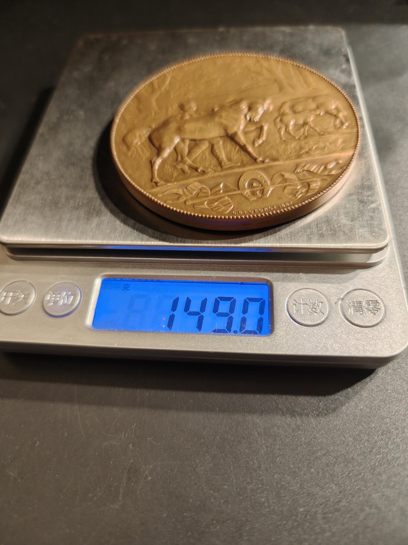 老王徽章第140期 法国畜牧业养殖大铜章    直径69mm   重量149g