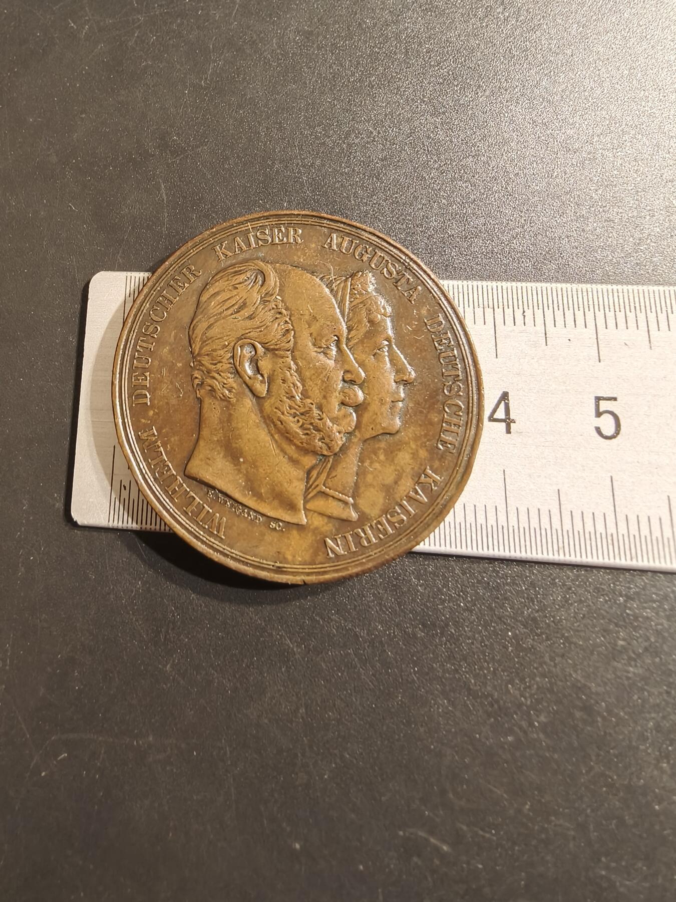 老王徽章第140期 德国1879年柏林工业展览会大铜章    直径38mm   重量23.9g