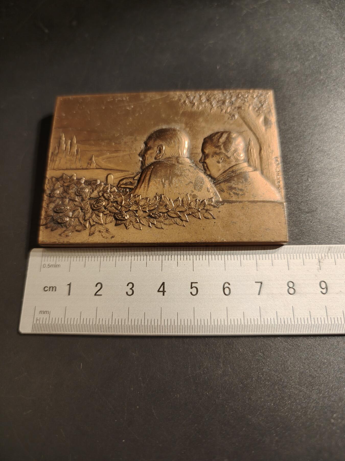 老王徽章第140期 法国金婚方形大铜章    大尺寸版    尺寸80×60mm   重量227.6g