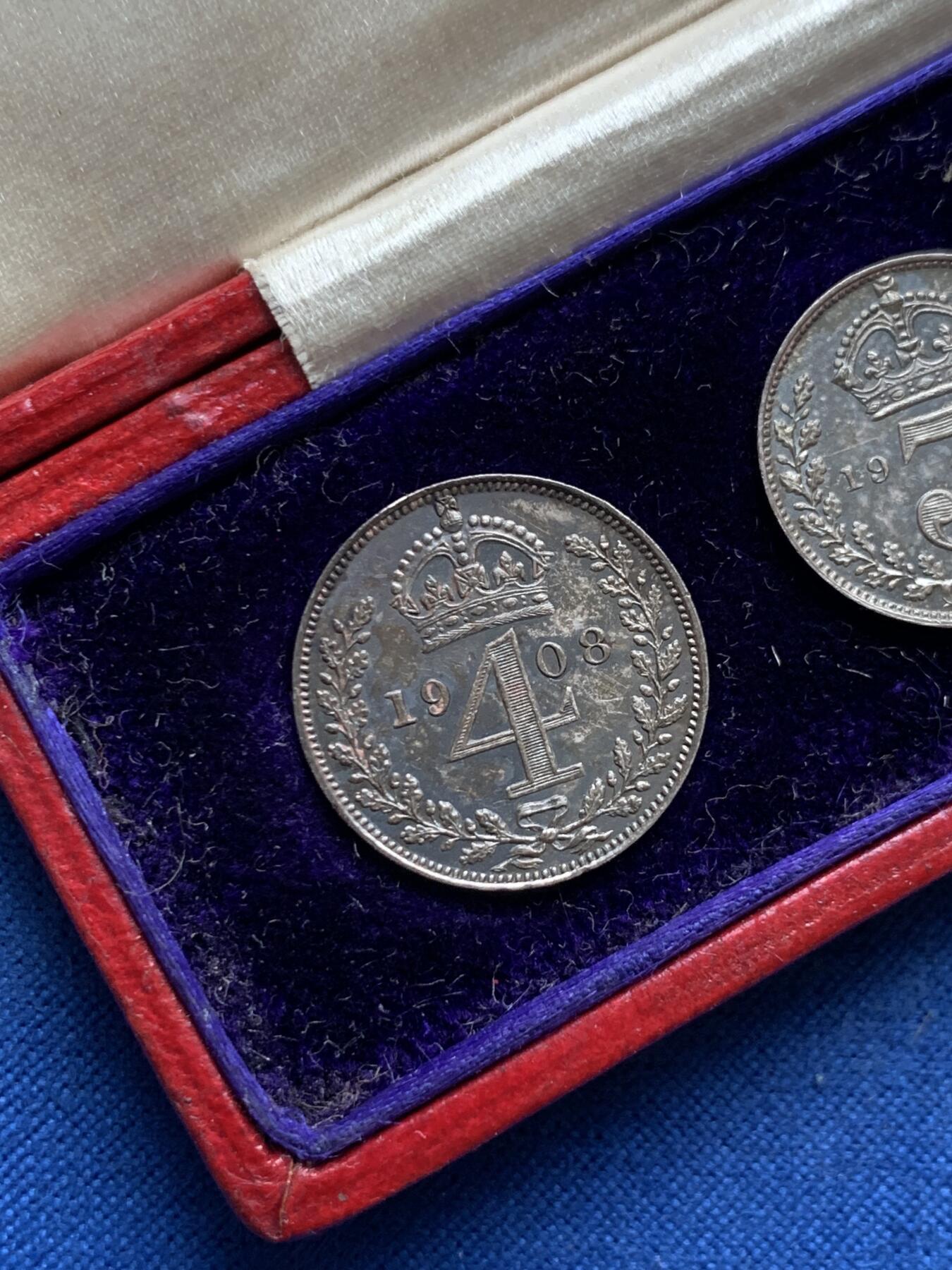 《竞宝斋》第408场 周日，周一，2场连拍 （全场包邮） 英国1908年爱德华七世濯足币 带盒