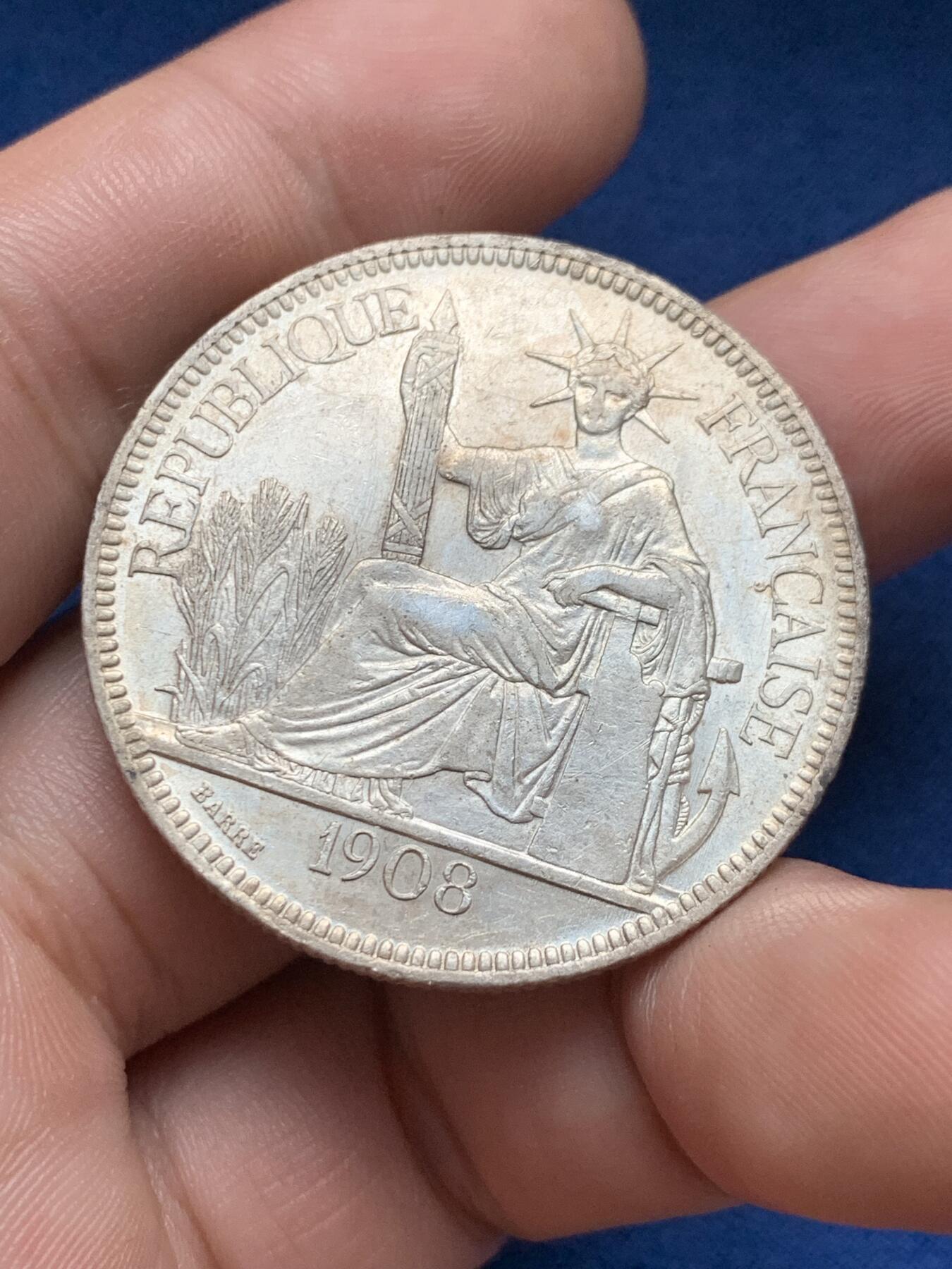 《竞宝斋》第408场 周日，周一，2场连拍 （全场包邮） 法属印支1908年坐洋1皮阿斯特银币