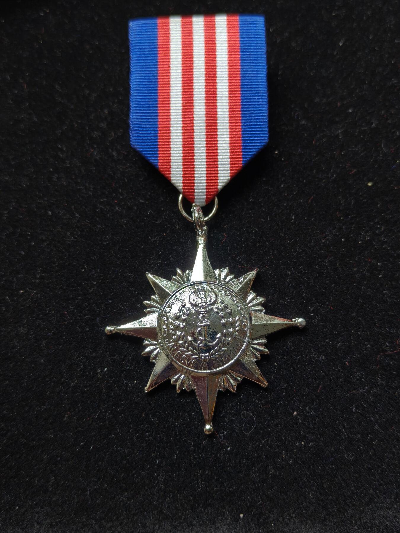 蜀地medal第10场精品专场拍卖 印度尼西亚 海军功绩勋章