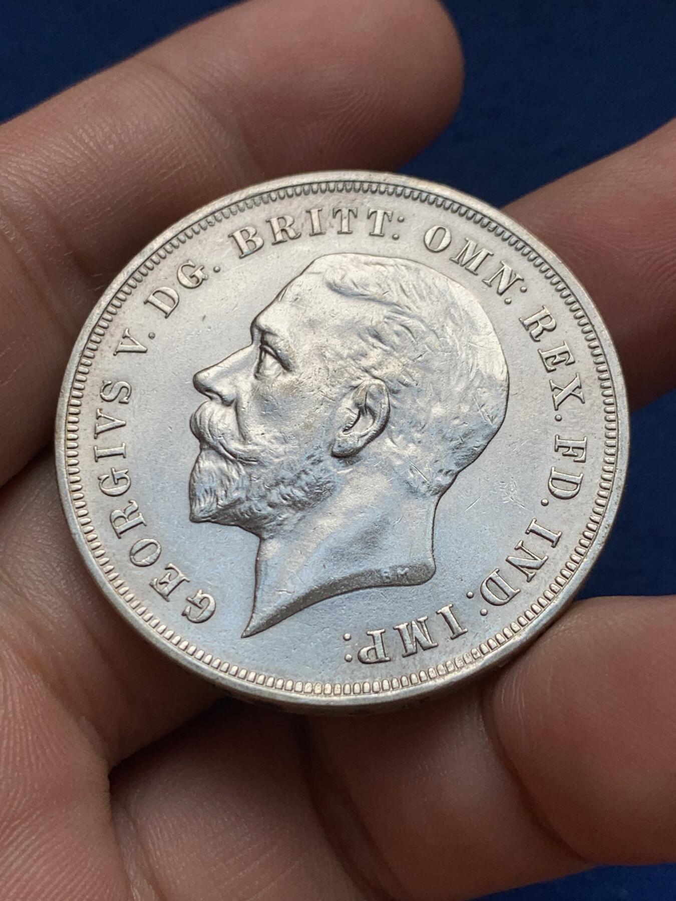 《竞宝斋》第408场 周日，周一，2场连拍 （全场包邮） 英国1935年乔治五世木马剑