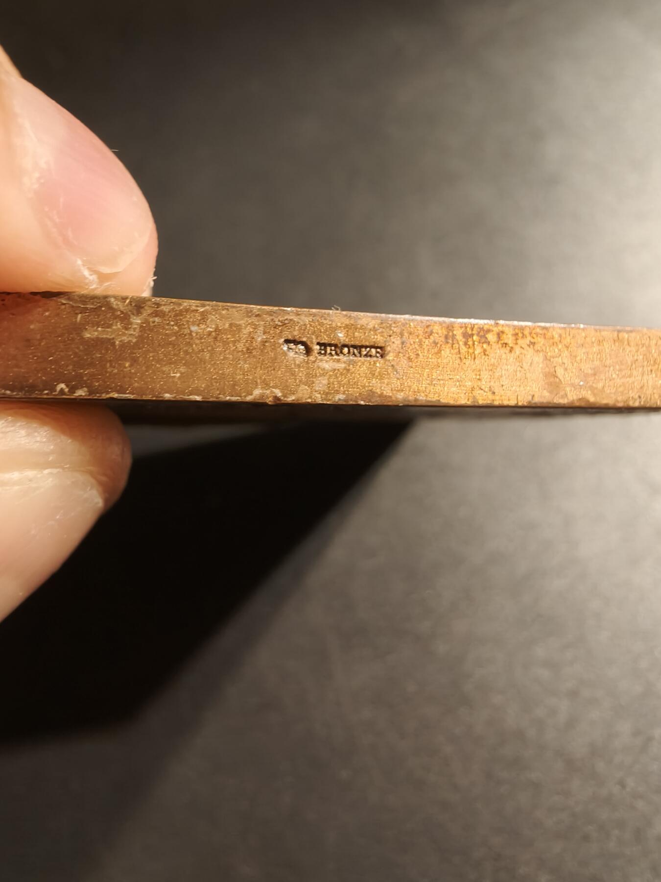 老王徽章第140期 法国金婚方形大铜章    大尺寸版    尺寸80×60mm   重量227.6g
