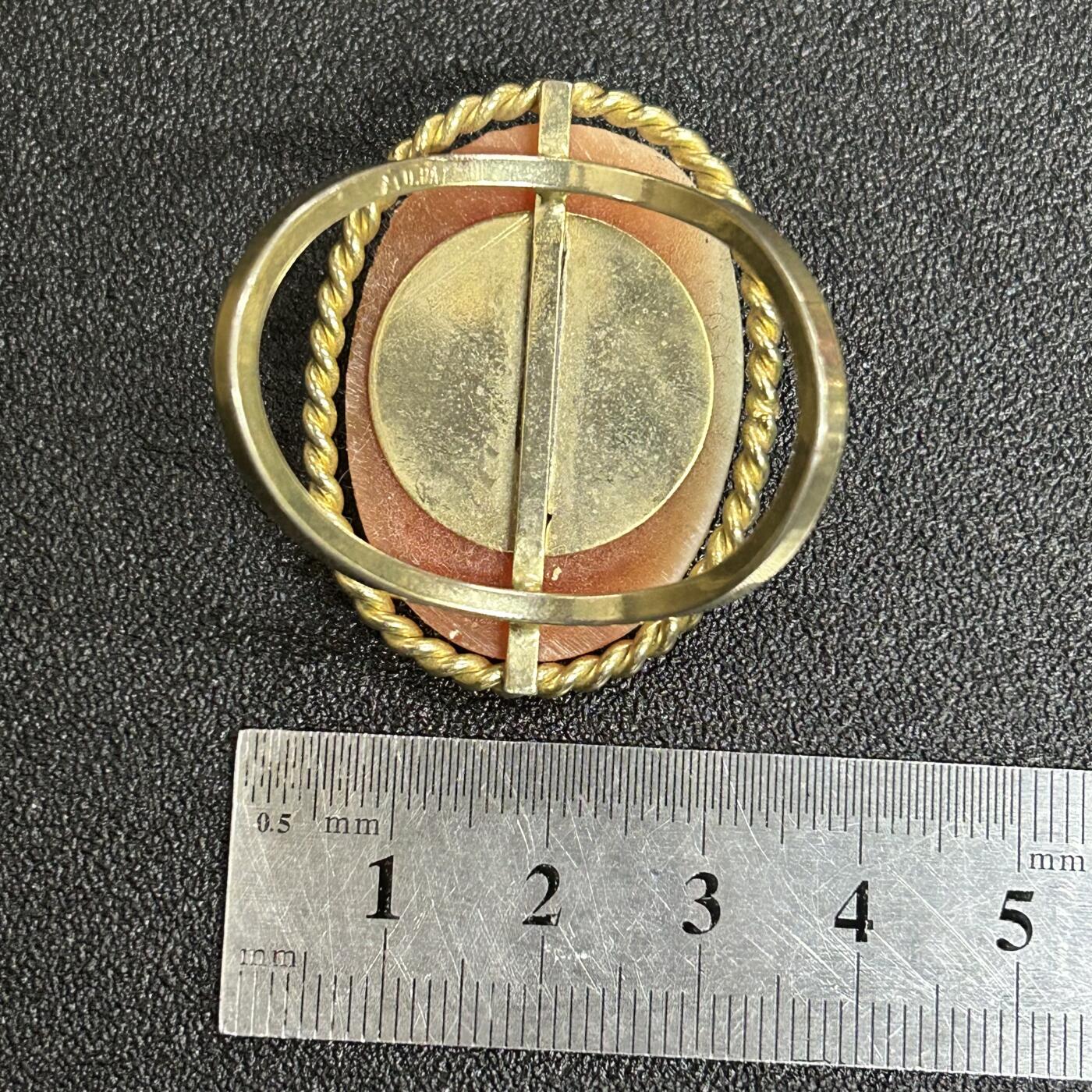 西秦中古拍卖第五十三期 海外回流 中古欧洲古典女子头像装饰品配饰 赛露露材质