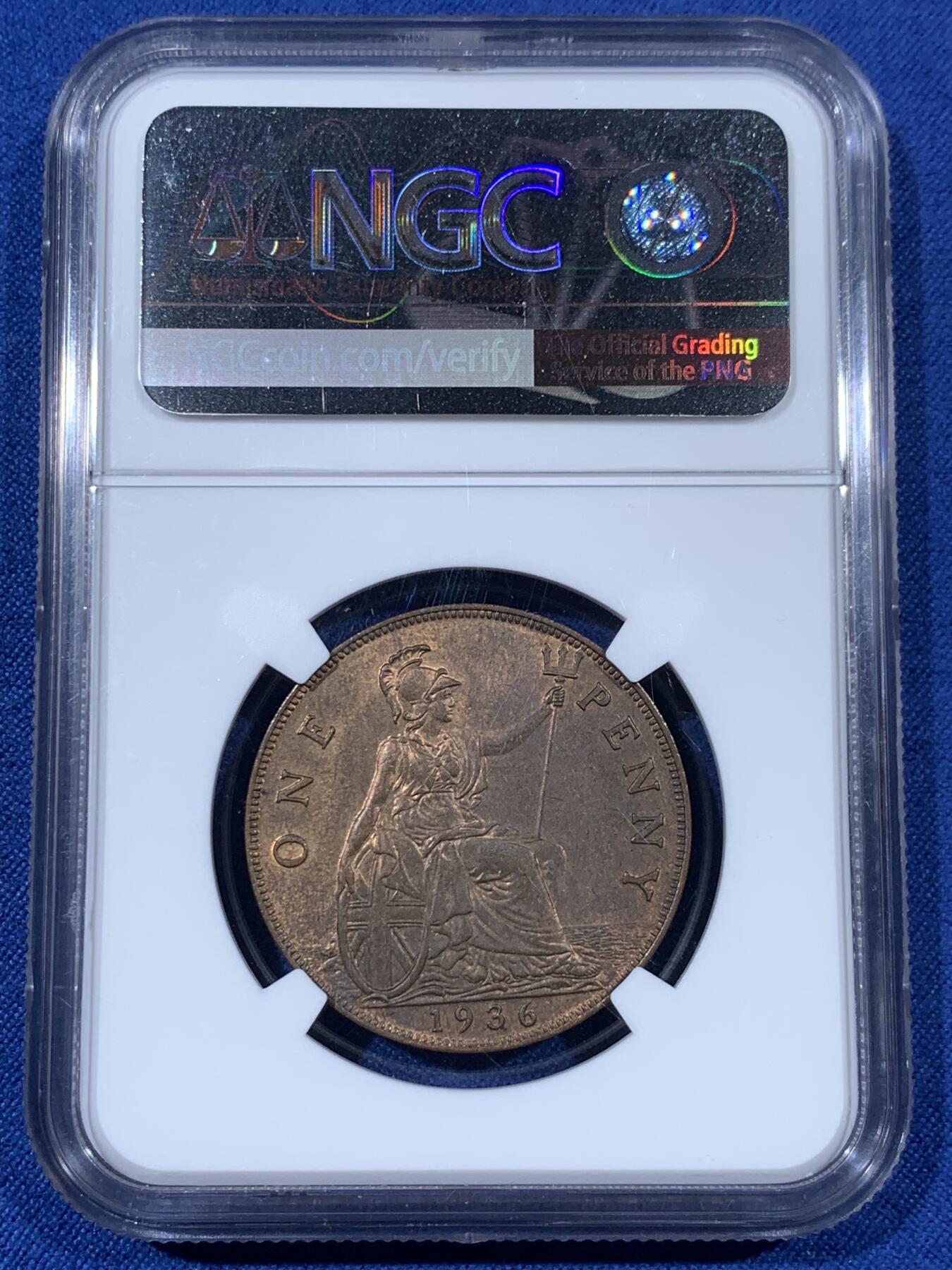 《竞宝斋》第408场 周日，周一，2场连拍 （全场包邮） NGC MS64RB 英国1936年乔治五世1便士大铜币，盒子错标为澳大利亚。经典的不列颠女神，RB铜光犹存，64收藏级高分难得