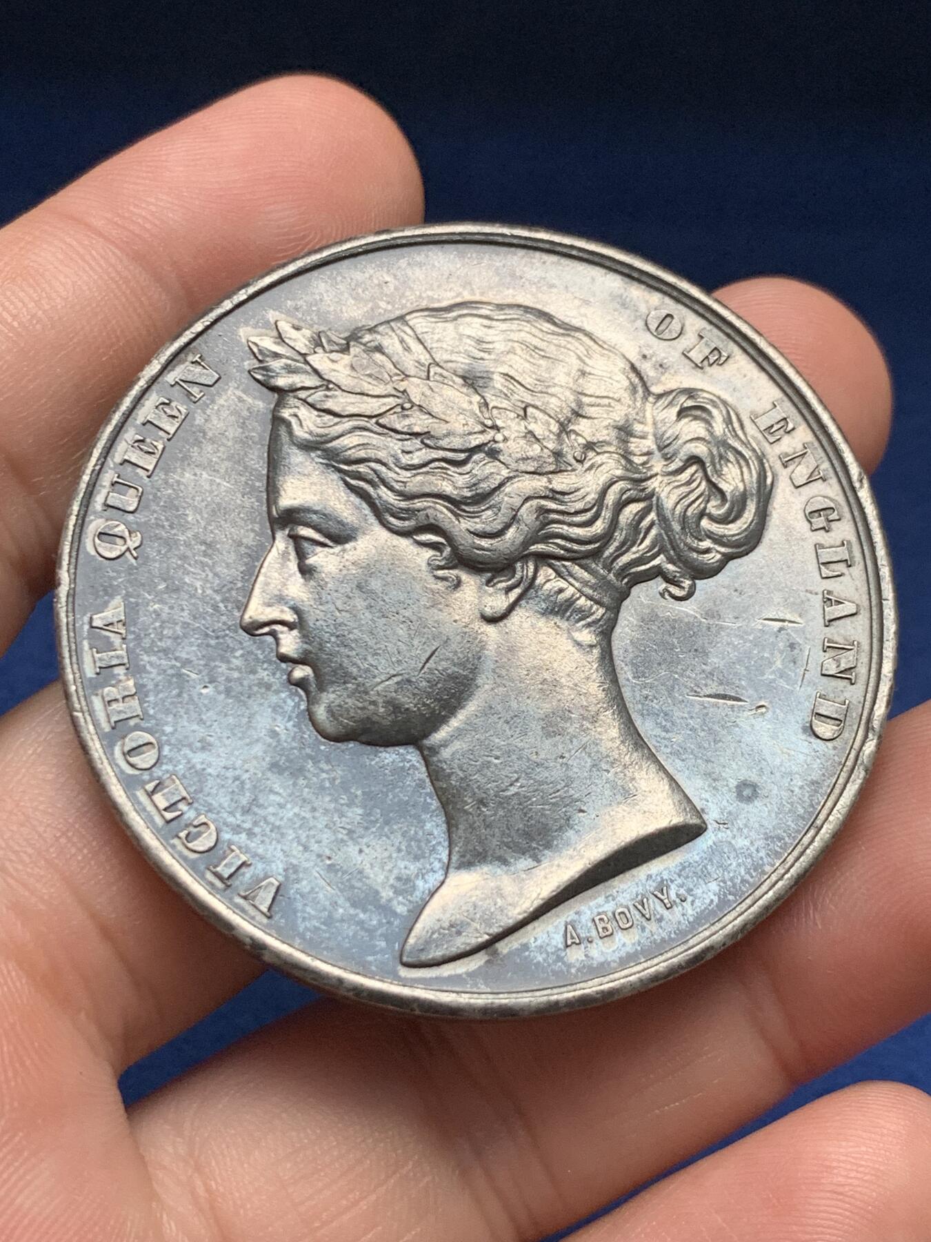 《竞宝斋》第408场 周日，周一，2场连拍 （全场包邮） 1862年伦敦世博会纪念章 44.7克 50mm