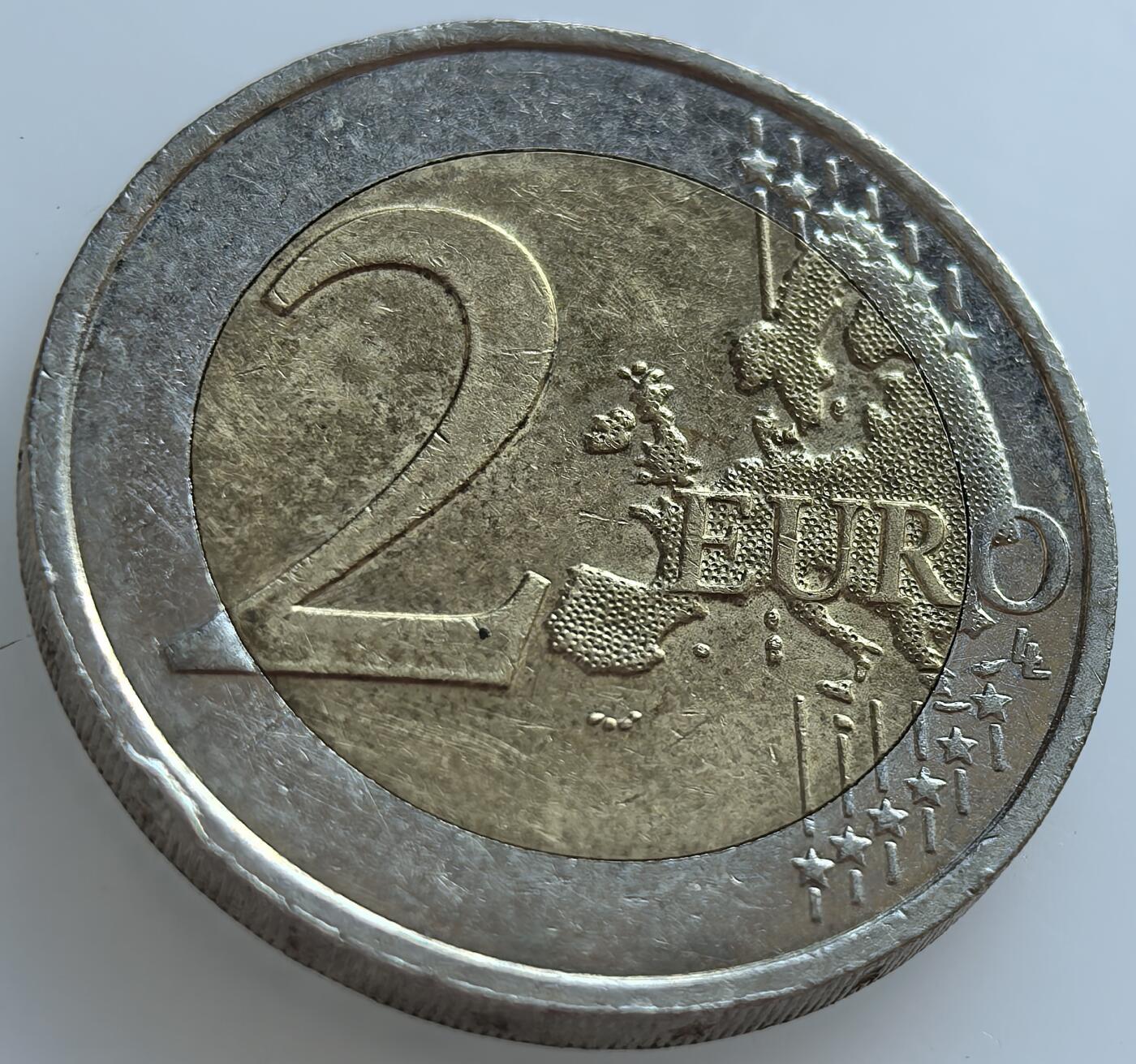 外国优质老铜币纪念币银币，周五晚上九点倒数截拍，满百包邮，可寄存半年，喜欢朋友微信扫描二维码可直接参拍 法国二战自由抵抗运动2欧纪念币