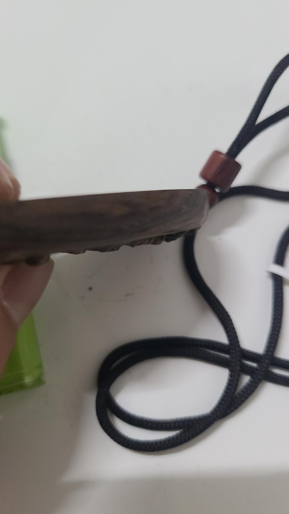 越南芽庄核心油脖挂一串