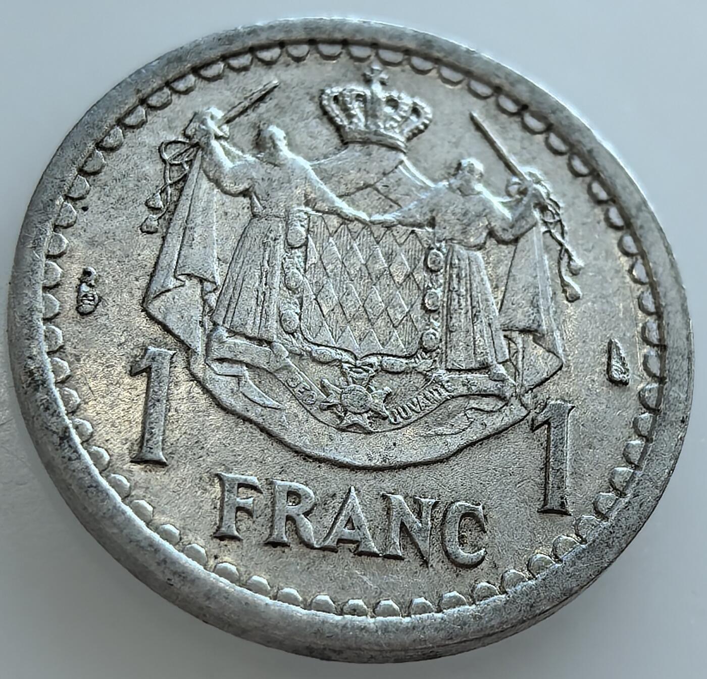 外国优质老铜币纪念币银币，周五晚上九点倒数截拍，满百包邮，可寄存半年，喜欢朋友微信扫描二维码可直接参拍 摩纳哥1943年二战时期1法郎