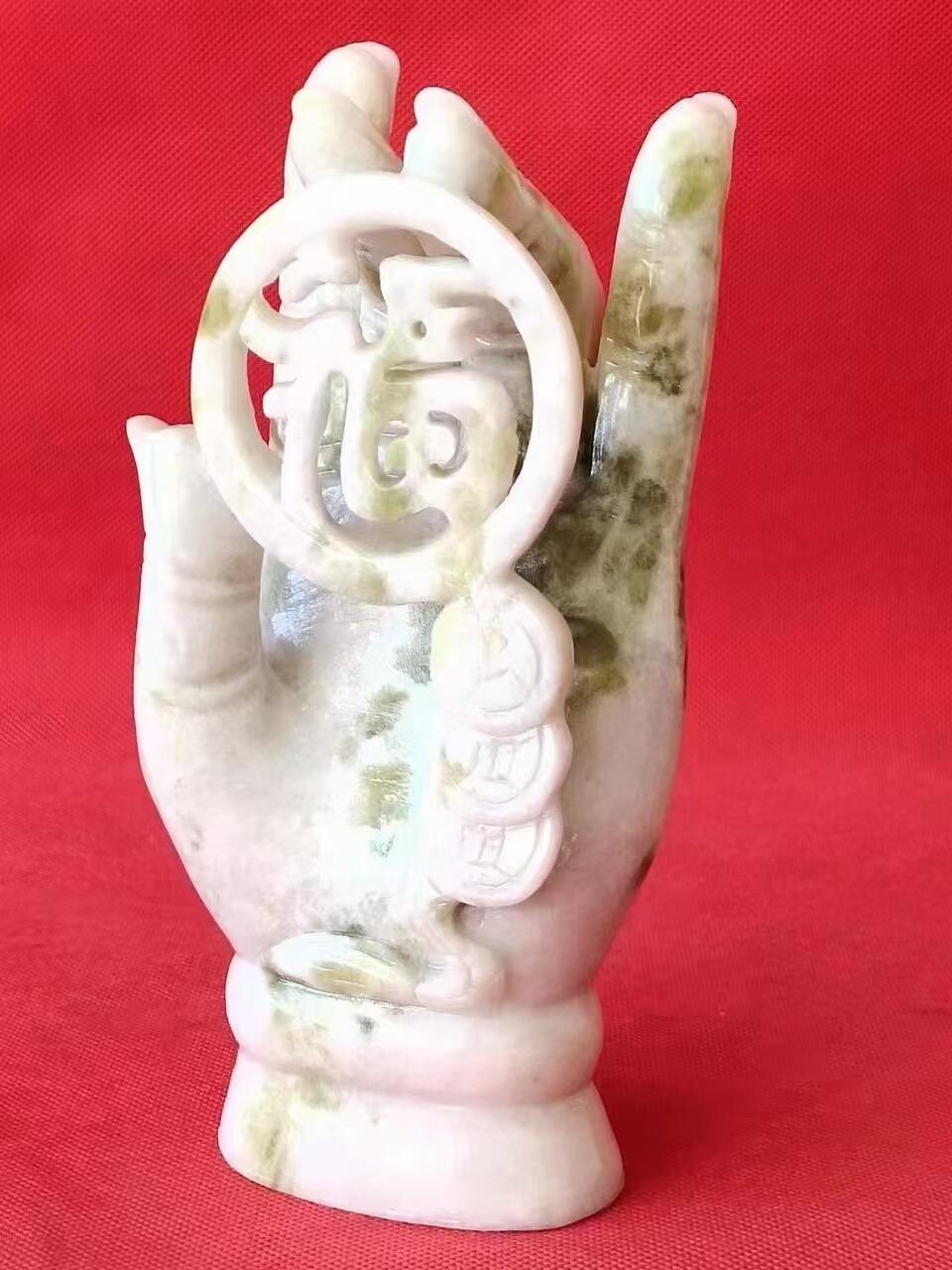 六七十年代出口创汇时期的玉佛手，纯手工雕刻，福在眼前，伸手得福，完整无